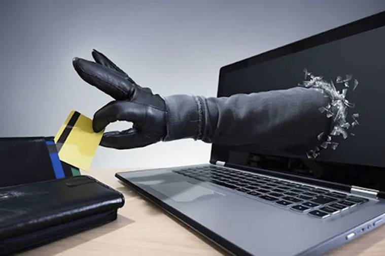 В Україні нова хвиля небезпечних e-mail від фейкової податкової: що відомо