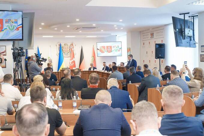 Єдність, безпека, турбота: як пройшла 57-ма сесія Вінницької міської ради