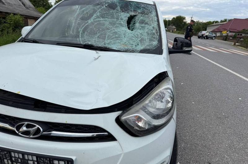 Поліція розслідує обставини ДТП, у якій під колесами Hyundai травмувалася жінка 