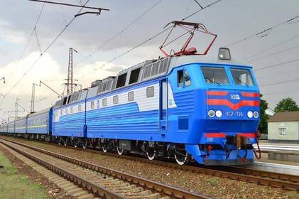 «Укрзалізниця» запускає новий поїзд, який з'єднає 9 областей: що відомо «Укрзалізниця» запускає новий поїзд, який з'єднає 9 областей: що відомо
