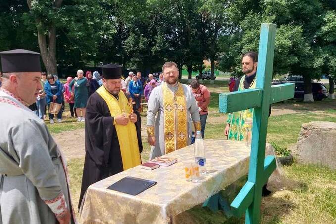 На Вінниччині люди голосували про перехід від УПЦ до ПЦУ: яке рішення прийняли
