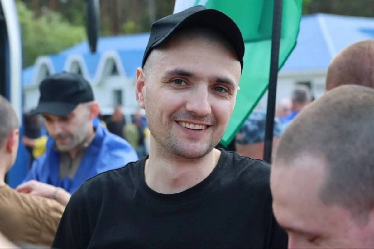 Прикордонник Дмитро Новогродський повернувся додому з російського полону