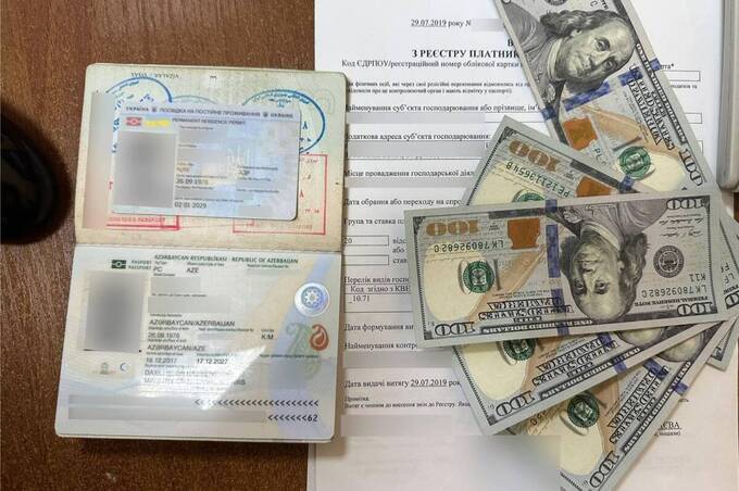 Іноземець намагався підкупити прикордонника на Вінниччині, щоб «допомогти» товаришу