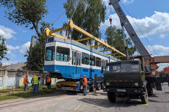 Вінниця отримала черговий трамвай Tram-2000 зі Швейцарії