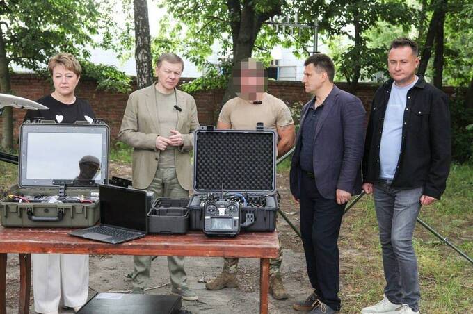 Міжрегіональний координаційний гуманітарний штаб передав 20 комплексів нових типів FPV-дронів для 71-ї єгерської бригади