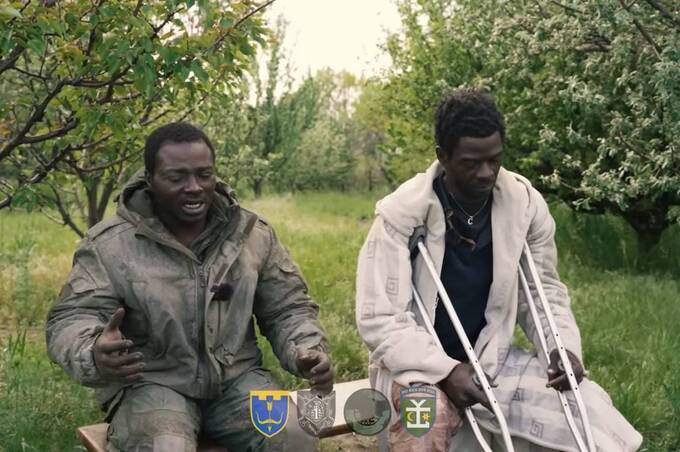 На Сіверському напрямку наші воїни взяли у полон громадян Камеруну (ВІДЕО)