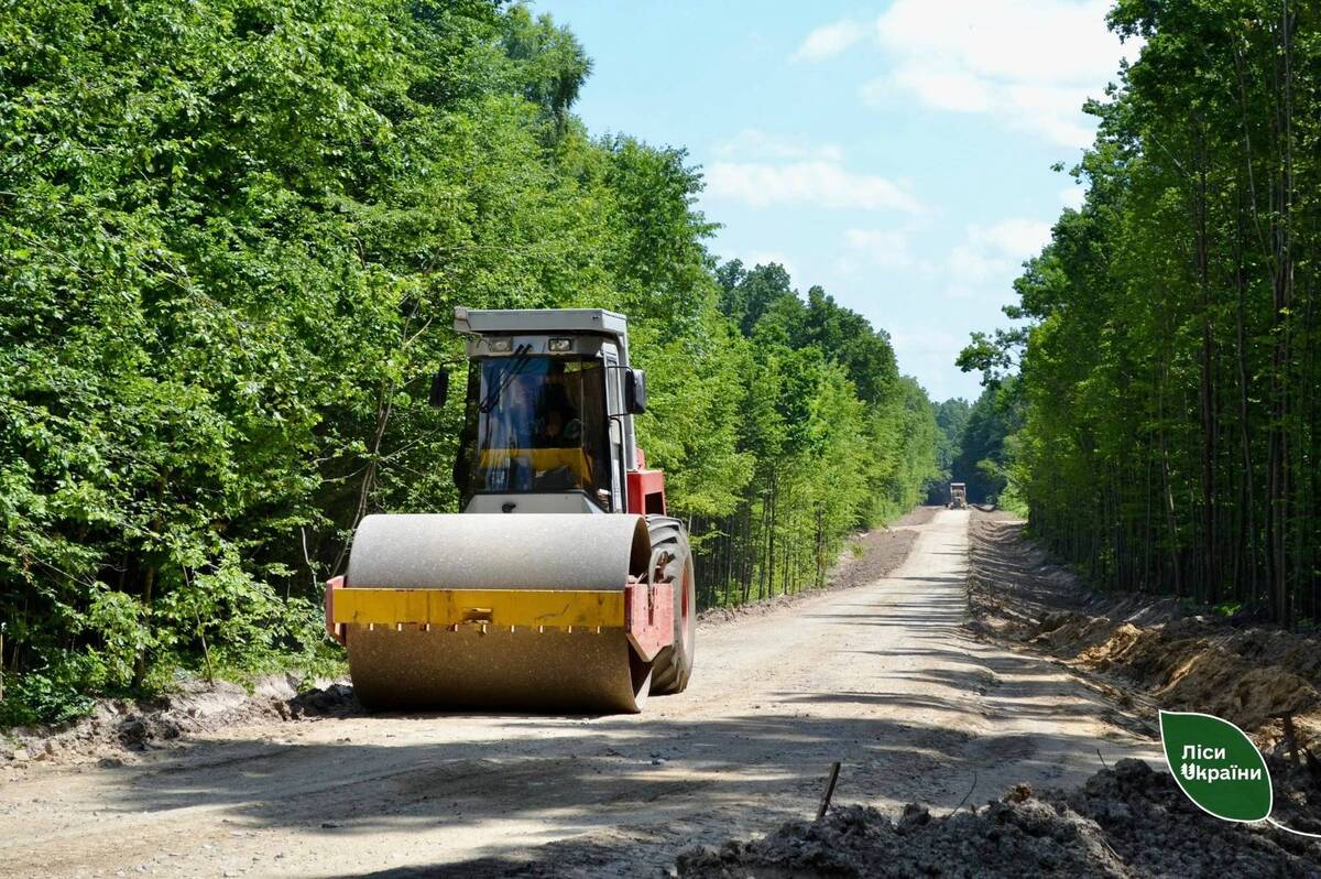 На Вінниччині будують нову лісову дорогу протяжністю майже 6 км