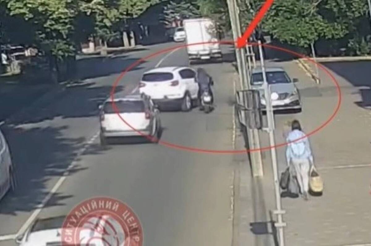 ДТП у Вінниці: водій KIA не пропустив мотоцикліста на Магістратській (відео)