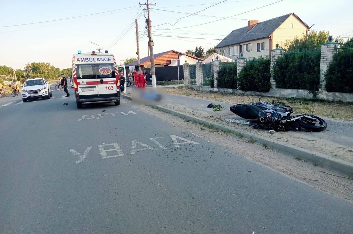 Дві смертельні ДТП на Вінниччині: загинули велосипедистка та мотоцикліст