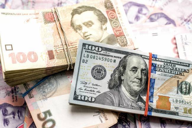 НБУ оновив курс валют: скільки коштує євро, долар та злотий у неділю, 6 липня
