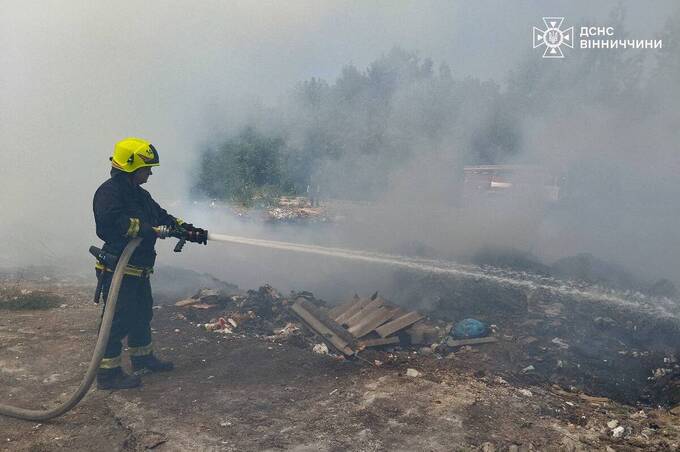 Кількість пожеж на Вінниччині зростає: горить трава й сміття по всій області