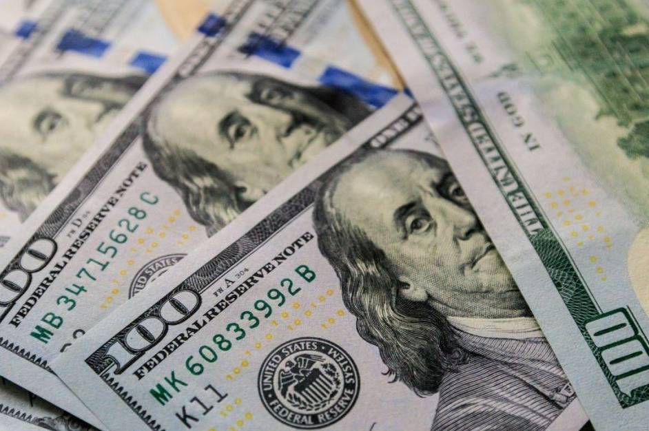 НБУ оновив курс валют: скільки коштує євро, долар та злотий у середу, 9 липня