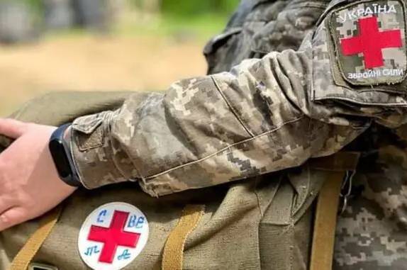 Сьогодні в Україні вперше відзначають День вшанування загиблих медиків