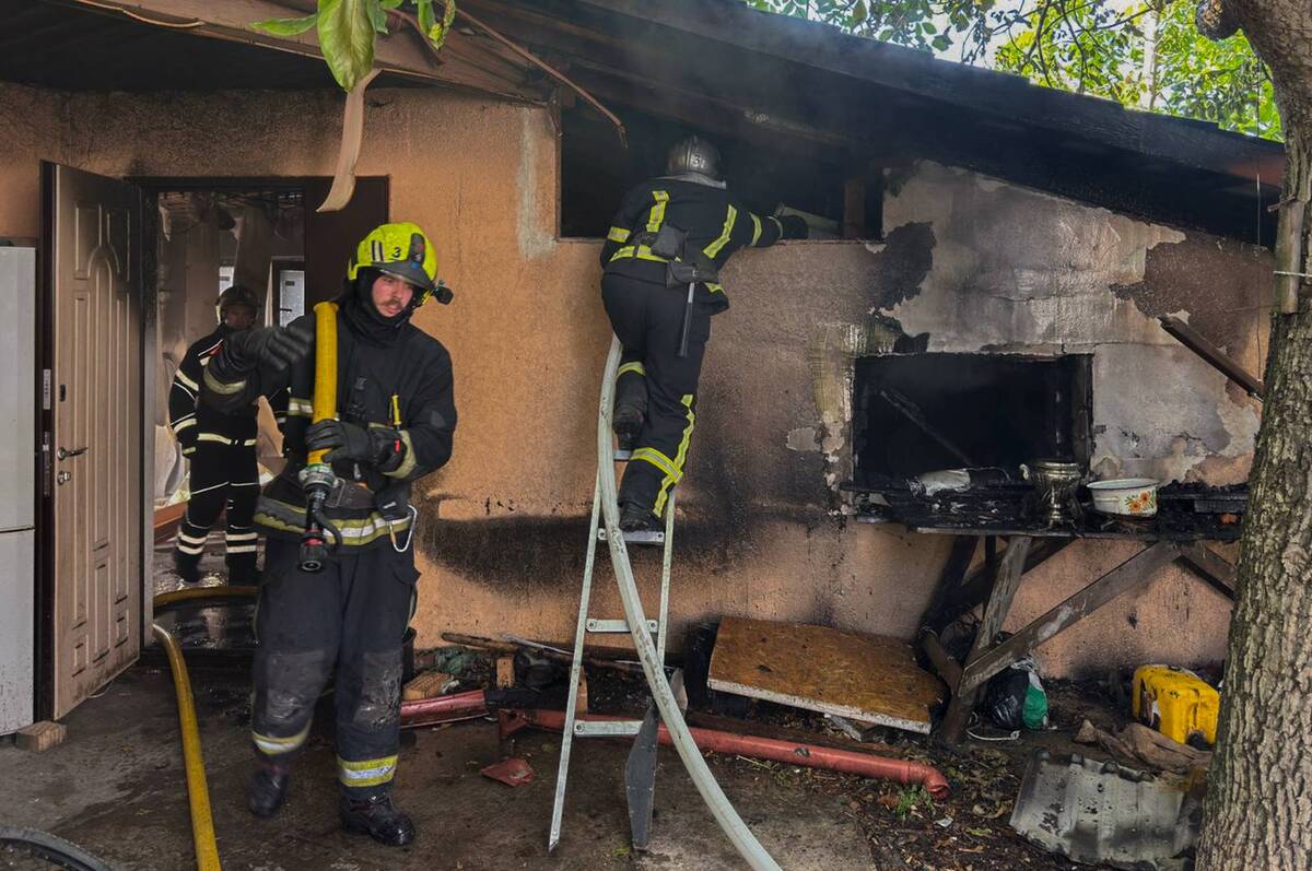 У Вінниці під час пожежі врятували 62-річного чоловіка — не розумів, що горить (відео)