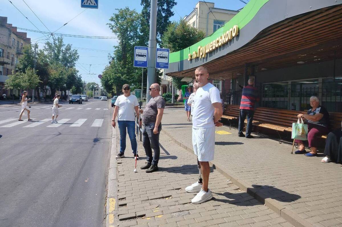 Ветерани з інвалідністю оцінюють безбар’єрність Вінниці: перші результати флагманського проєкту