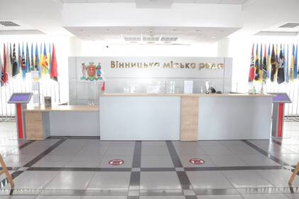 Прозорі офіси у Вінниці стають комфортнішими для людей з інвалідністю та маломобільних мешканців