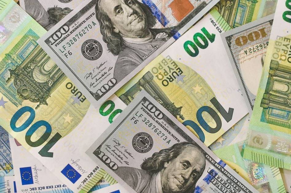 Курс валют на 23 липня: скільки коштує долар, євро і злотий