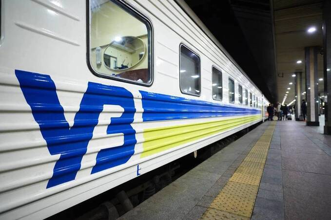 Новий поїзд Миколаїв – Івано-Франківськ курсуватиме через Вінницю: що відомо