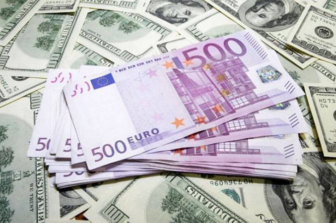 НБУ оновив курс валют: скільки коштує євро, долар та злотий у неділю, 3 серпня