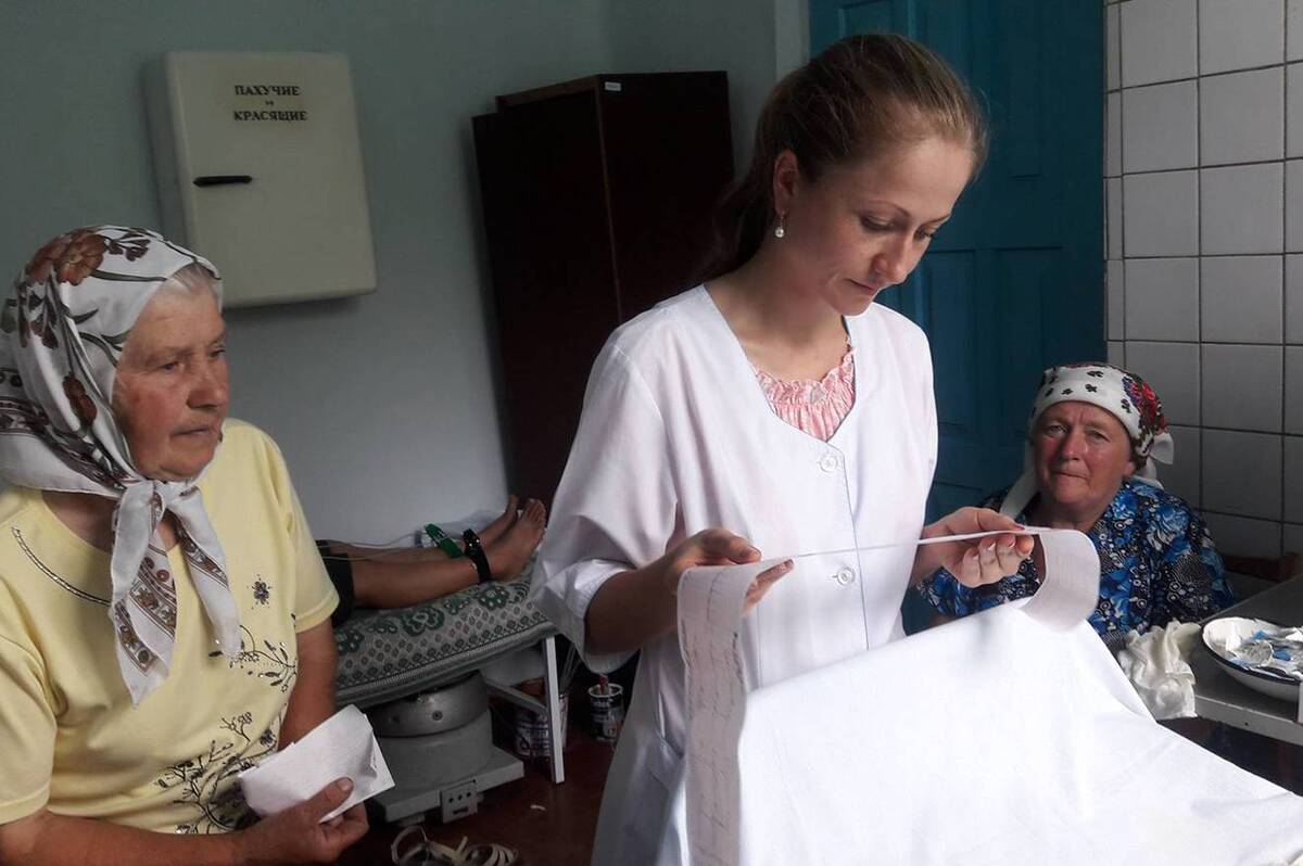 Держава купуватиме житло для лікарів, які працюють в селах: як скористатися програмою