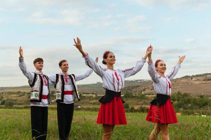 Коли святкують День молоді в Україні й чому перенесли дату свята
