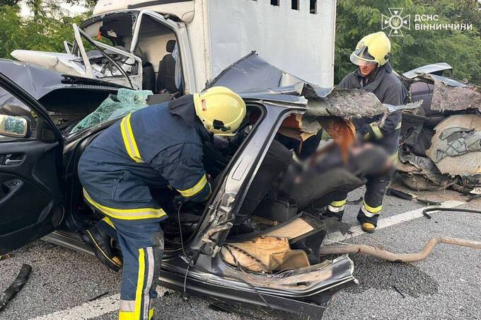Поблизу села Дубина сталася смертельна ДТП: що відомо (фото)