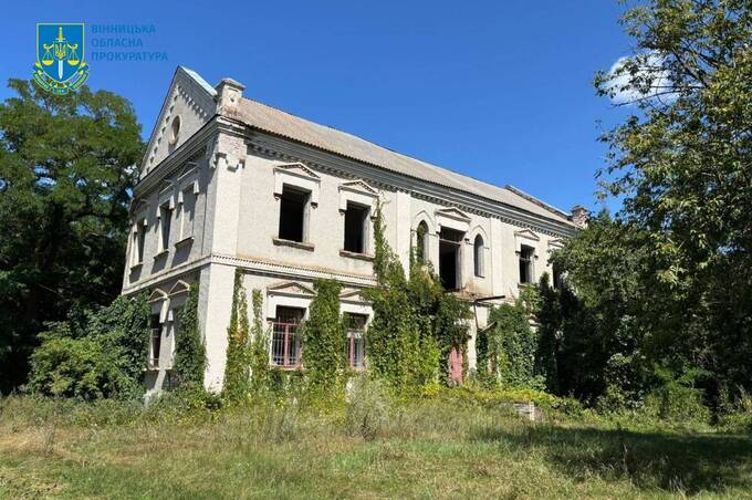 На Вінниччині суд зобов’язав сільраду оформити документи на історичну «Садибу Розіна»