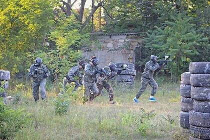 Воїнів, звільнених  полону, запрошують пограти в пейнтбол: як долучитися