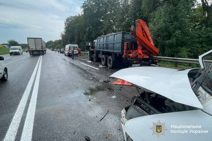 Смертельна ДТП у Вінницькому районі: одна людина загинула, є постраждалі