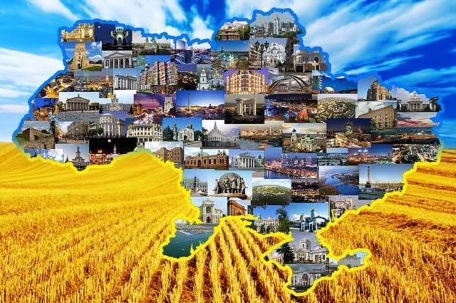 Між надією і тривогою: що думають українці про майбутнє країни