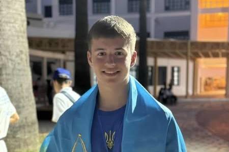 Юний математик із Ямпільщини увійшов до когорти найсильніших на світовому чемпіонаті