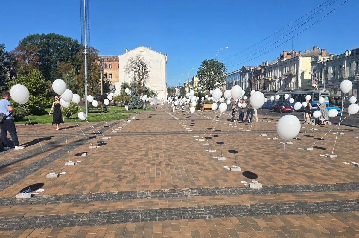 У Вінниці встановили інсталяцію пам’яті загиблим захисникам України