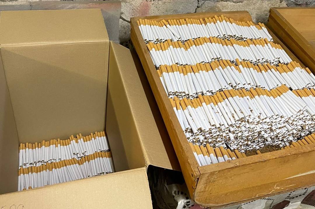 На Вінниччині викрили підпільний цех із виробництва тютюну та алкоголю (фото)