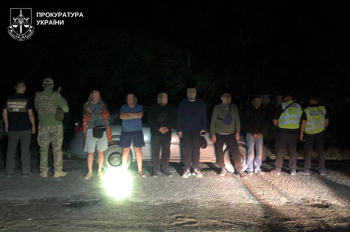 Прикордонники затримали жителя Гайсинського району за незаконне переправлення чоловіків до Молдови