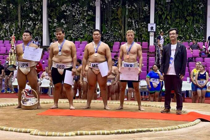 Вінницькі спортсмени здобули медалі на чемпіонаті світу з сумо у Таїланді