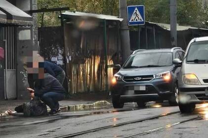Вранці на Соборній у Вінниці водій Renault збив пішохода (відео)