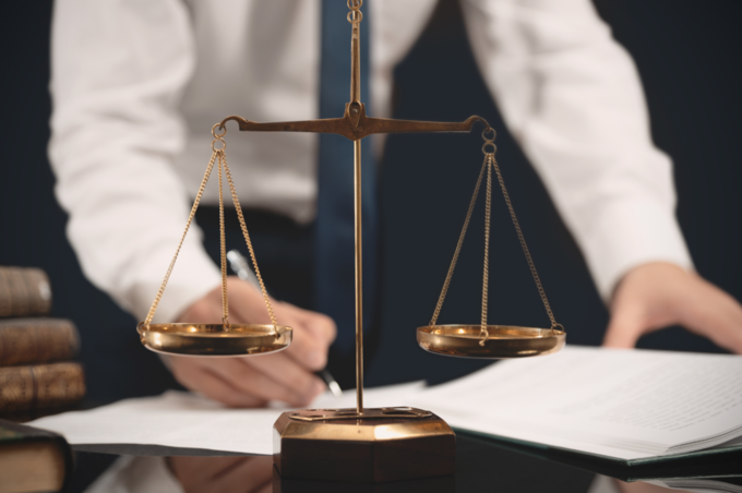 Юристи міськради стягнули до бюджету громади 2,8 млн грн за порушення контрактів на підтримку військових