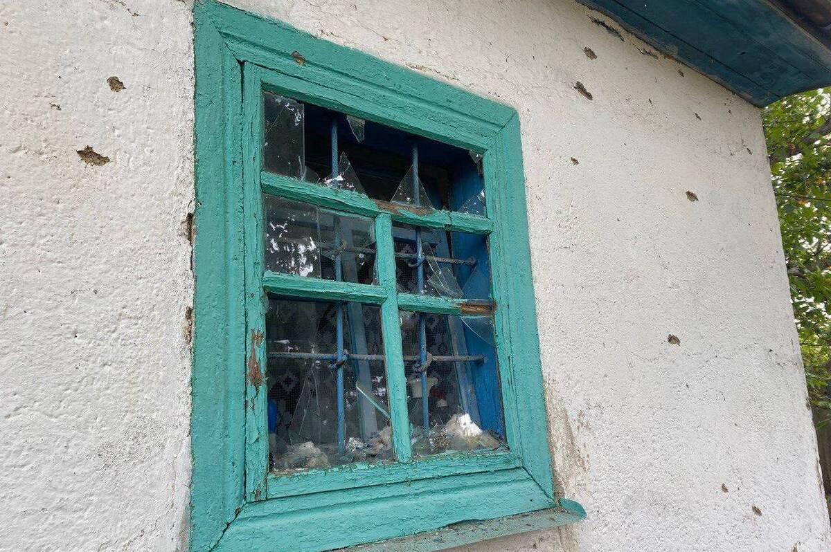 Сьогодні вночі ворожий дрон пошкодив будинки у Бершадській громаді (фото)