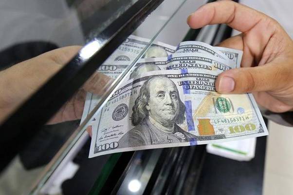 НБУ оновив курс валют: скільки коштує євро, долар та злотий у вівторок, 30 вересня
