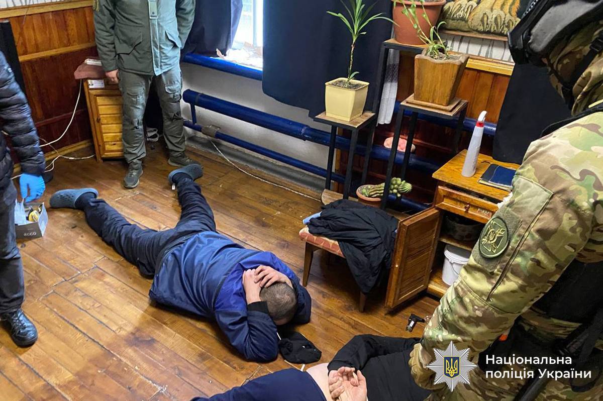 На Вінниччині перекрили канал постачання наркотиків до колонії