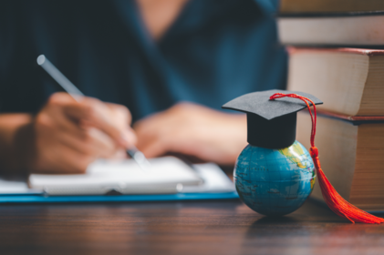 Як підготуватися до НМТ на 190+: онлайн-школа, яка замінює репетиторів