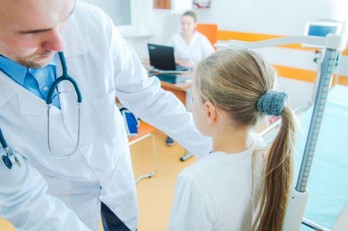 У Бершадській громаді стартував проєкт «Здорове майбутнє Вінниччини»: учні проходять медогляди