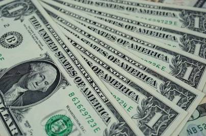 НБУ оновив курс валют: скільки коштує євро, долар та злотий у понеділок, 27 жовтня