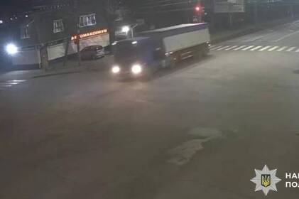 На вулиці Максима Шимка загинув чоловік під колесами вантажівки