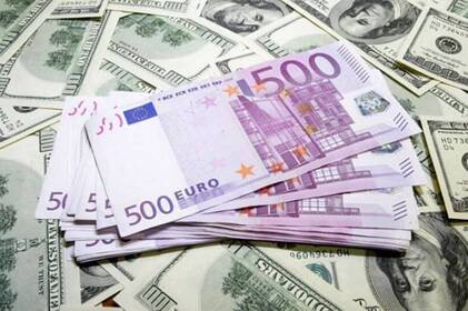 НБУ оновив курс валют: скільки коштує євро, долар та злотий у п'ятницю, 31 жовтня