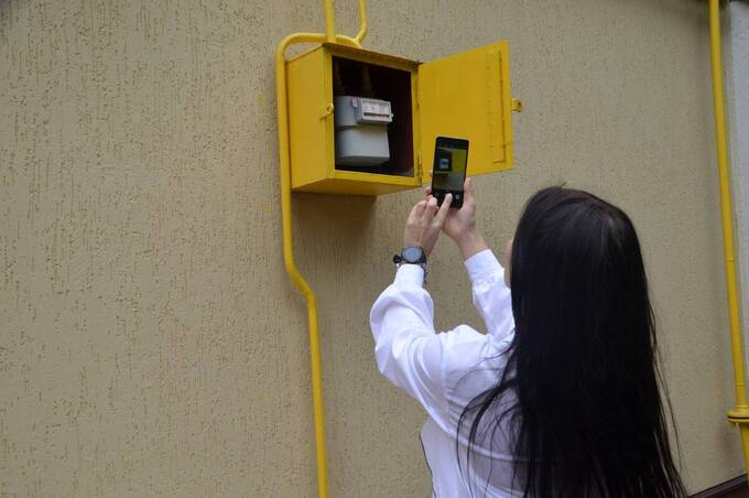 Чи можна не впускати у квартиру контролерів по газу, світлу і воді: пояснення юриста