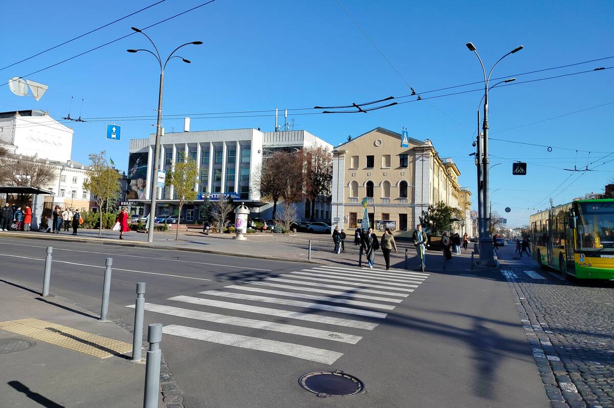 У Вінниці облаштовують частину 12-кілометрового безбар'єрного маршруту