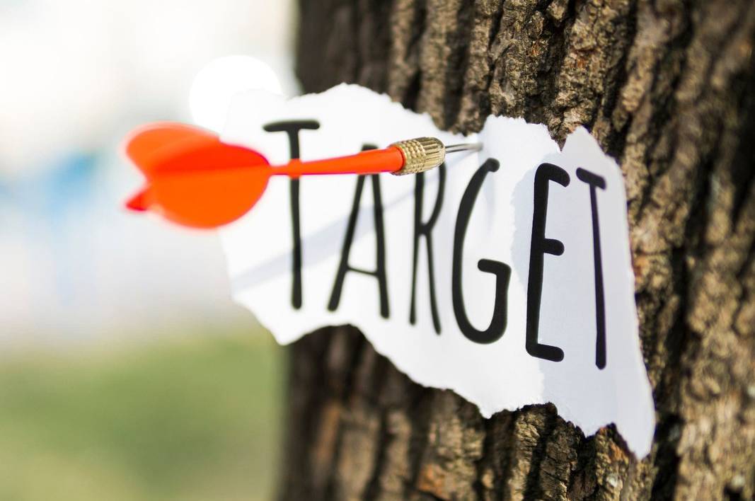 Что работает эффективнее: таргет или контекст?