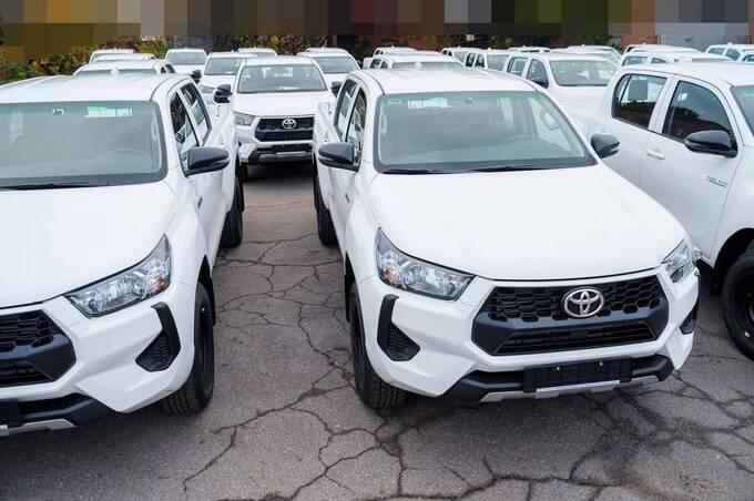 Ще 30 нових авто передає Міжрегіональний координаційний гуманітарний штаб Захисникам
