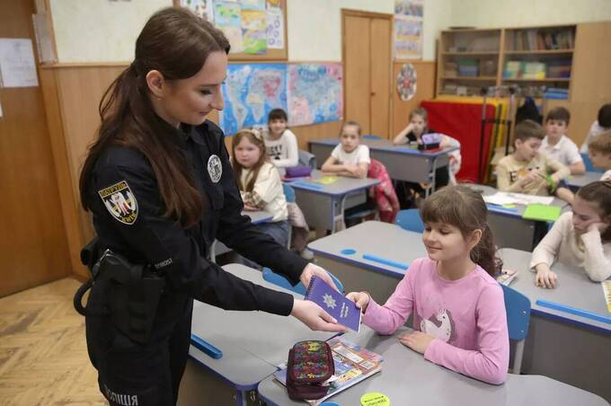 На Вінниччині розширили перелік шкіл, що беруть участь у проєкті з посилення безпеки